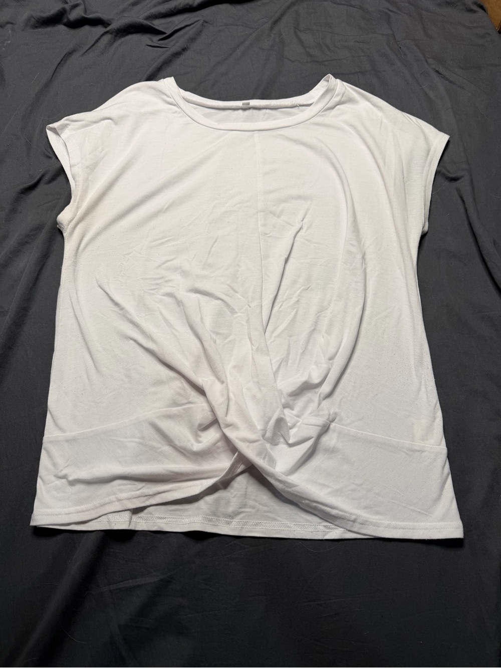 Twist-Front Short Sleeve Tee in White